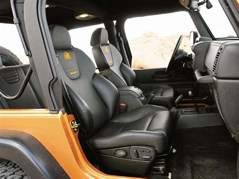 Interior View Seats - Photo 06 - Hemi Power | 2004 jeep wrangler, Jeep wrangler, Jeep wrangler tj