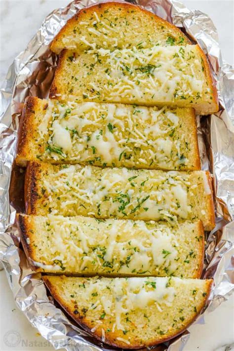 Easy Garlic Bread Recipe - NatashasKitchen.com