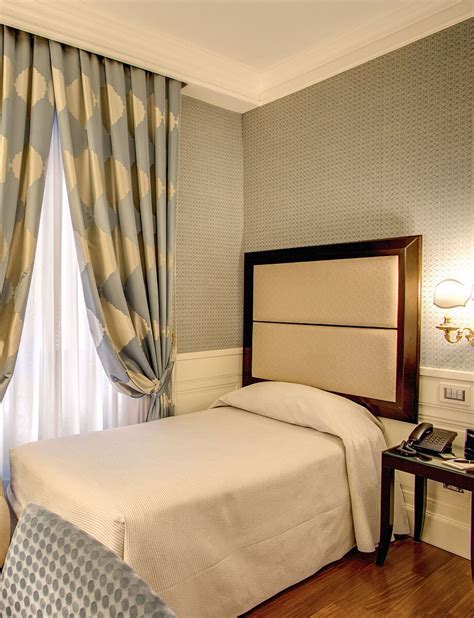 Albergo del Senato Rome™ - Official Site - Rome 3 Star Hotel Pantheon