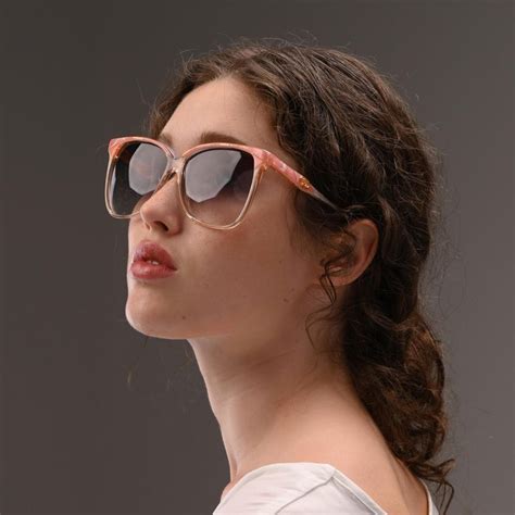 Gucci vintage sunglasses For Sale at 1stDibs