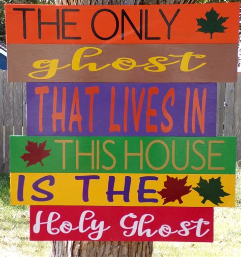 Wood Sign Fall Decor The only ghost that lives in this house | Etsy