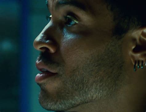 Movie Magic: Cinna's Eye Liner (Looks HOT on Lenny Kravitz) and Other ...