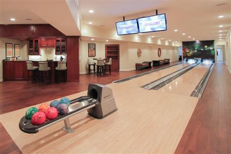 15 Fun Rec Room Ideas to Enhance Your Mood in 2020 | Home bowling alley ...