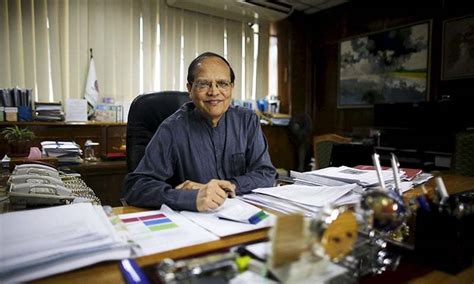 Bangladesh central bank governor quits over $81m heist - World - DAWN.COM