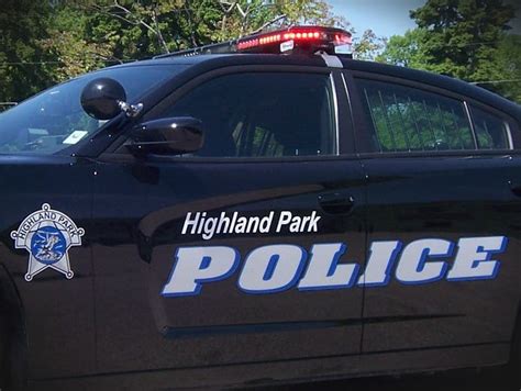 Pro-Police Yard Signs Snatched; 2 SUVs Stolen: Blotter | Highland Park, IL Patch