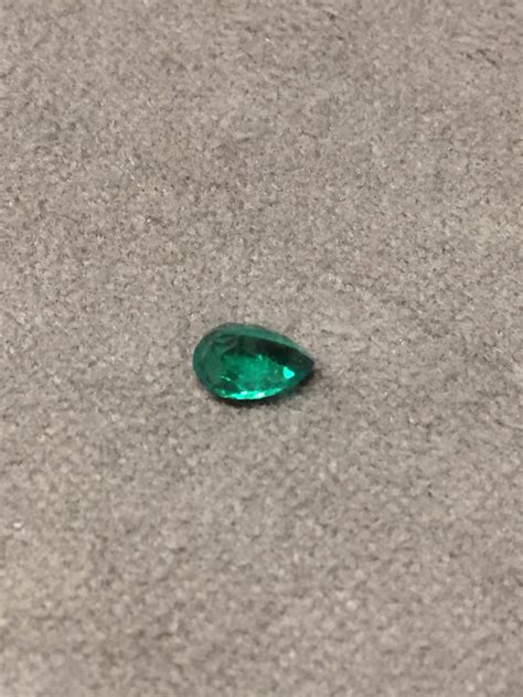 0,92ct Colombian Emerald Colombian Emeralds Colombian