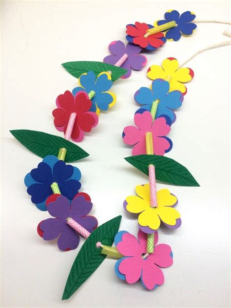 Hawaiian Lei- Hawaiian Lei & Grass Crown Craft Project for Kids (The Bird Feed NYC) | Hawaiian ...