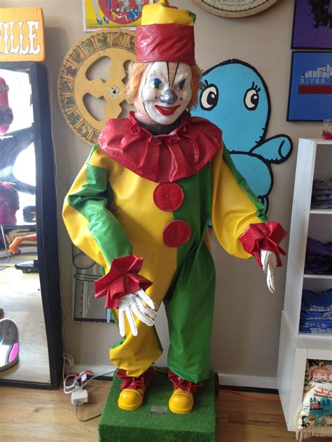 Animatronic Clown, Why Louisville, Louisville, KY | Bizarre, Character, Clown