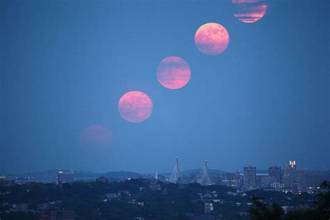 Supermoon photos: Spectacular moon pics wow stargazers - CSMonitor.com