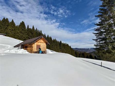 Snowshoeing in the Bavarian Alps | Four elements