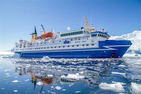 Antarctic Cruises - Antarctic Cruise Ships, Air Cruises, & Expeditions