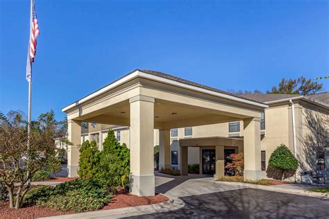 Comfort Inn Clinton, NC - See Discounts