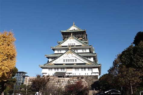 Visiting Osaka Castle, The Most Iconic Attraction in Osaka, Japan.