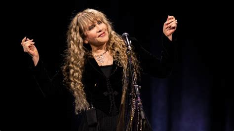 Review & set list: Stevie Nicks 2023 concert tour: Raleigh NC | Durham Herald Sun