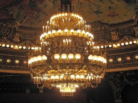 "Phantom of the Opera" chandelier | Phantom of the opera, Opera ghost ...