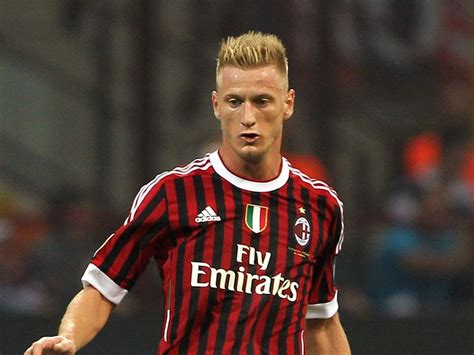 Ignazio Abate - AC Milan | Player Profile | Sky Sports Football