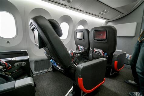 REVIEW: Jetstar Australia Boeing 787 Dreamliner Business Class