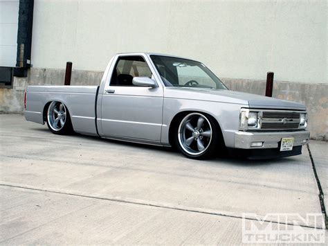 Custom Chevy S10 - Ridin' Around - May 2010 - Mini Truckin' Magazine