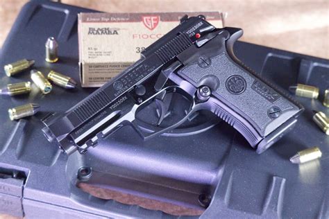 Beretta 80X – equilibrium in 380 ACP | GUNSweek.com