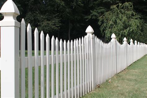 Picket Fence : Vinyl fence in over a dozen picket styles | White picket fence, Vinyl fence ...