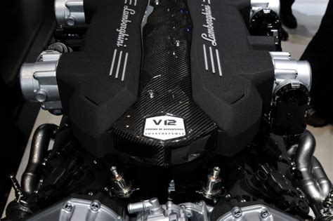 Do All Lamborghini's Have V12 Engines? Not Quite! - S/S