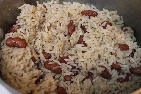Haitian rice & beans (diri ak pwa kolé) : r/Cooking