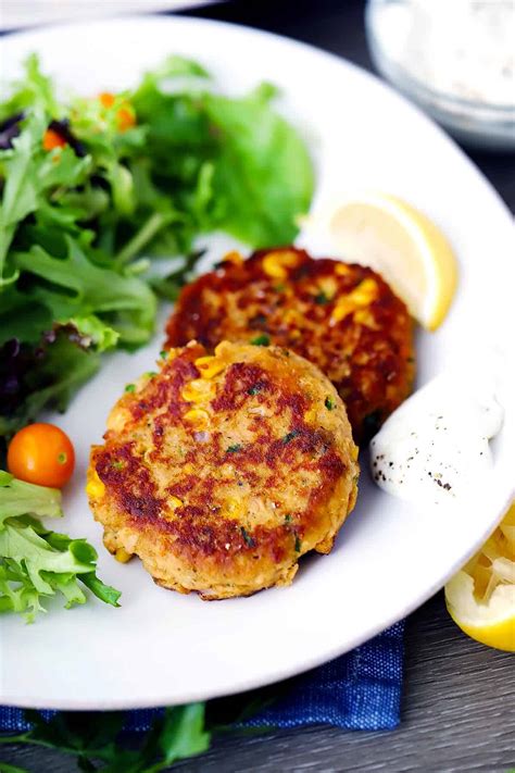 Easy Recipe For Fried Salmon Patties | Besto Blog