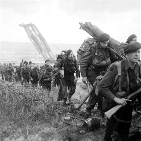Royal Marine Commandos Move in from Sword Beach, D-Day, World War II image - Free stock photo ...