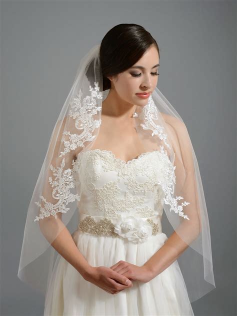 Wedding Veil - How to Select the Perfect One | Unique Wedding Ideas