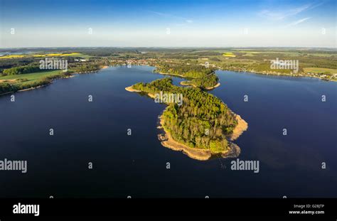 View of lakes hi-res stock photography and images - Alamy