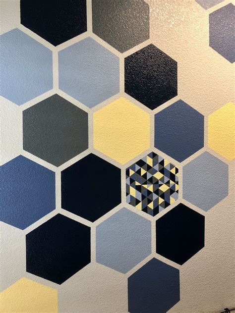 Hand painted hexagon wall art. #hexagon | Hexagon, Bedroom paint, Girls ...