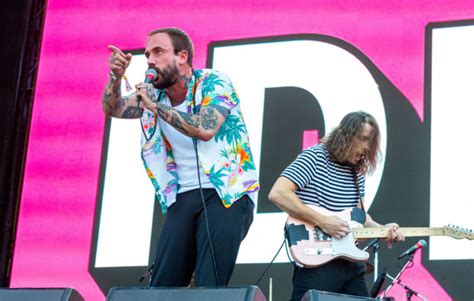 IDLES score their first UK Number One album and fasting selling vinyl ...