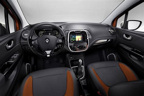 Renault Captur Interior - Car Body Design | Renault captur, New renault ...