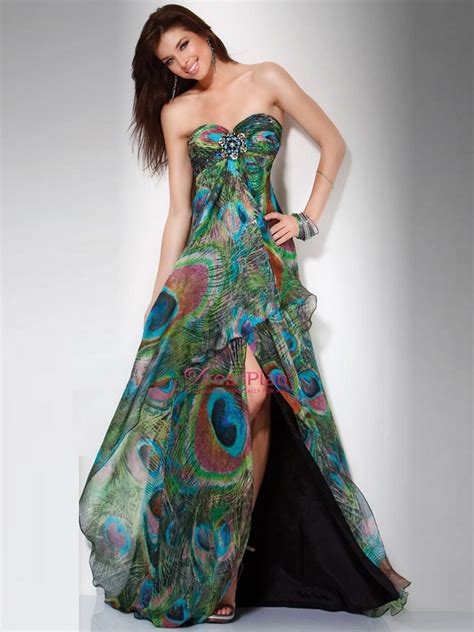 May be gaudy, but my heart's set on print! "An Empire Peacock Printed Prom Dress" | Prom 2014 ...