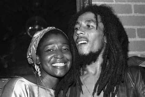 Rita Marley está viva? Onde está a esposa de Bob hoje