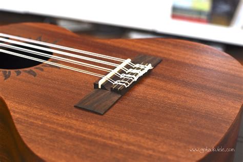 Baton Rouge V2 T8 Sun 8 String Tenor Ukulele - REVIEW