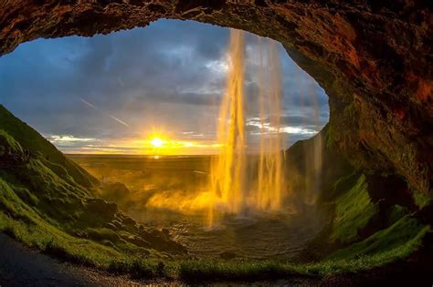 South Coast of Iceland: 29 Top Sights & Attractions (+Map)