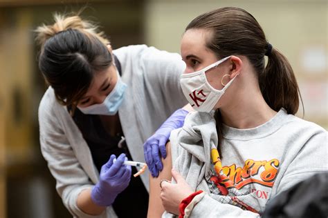 Vaccine clinic helps DePaul get ready for fall | Multimedia | DePaul University Newsline ...