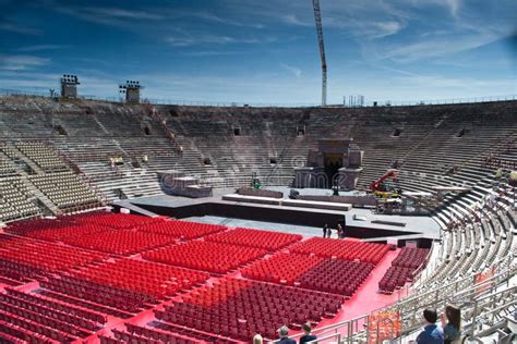 Inside verona arena editorial image. Image of event, love - 24572050