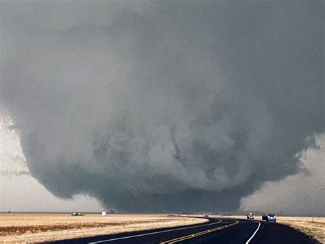 Large Wedge Tornado between the cities of Morton and Muleshoe in Texas ...