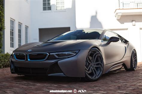 Futuristic Matte Black BMW i8 | Black bmw, Matte black bmw, Bmw i8 black