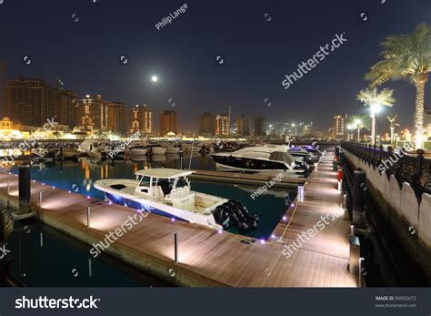 402 Pearl Qatar Night Images, Stock Photos & Vectors | Shutterstock