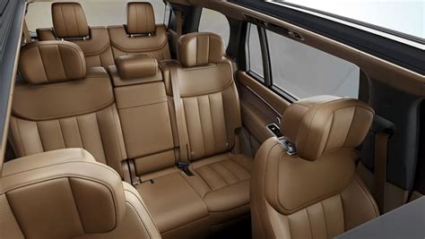 Range Rover 2022 price and features: Australian launch of new BMW X7 ...