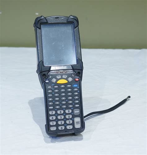 MOTOROLA SYMBOL HANDHELD BARCODE SCANNER/MOBILE COMPUTER MC9090-GF0HJEFA6WR | MDG Sales, LLC