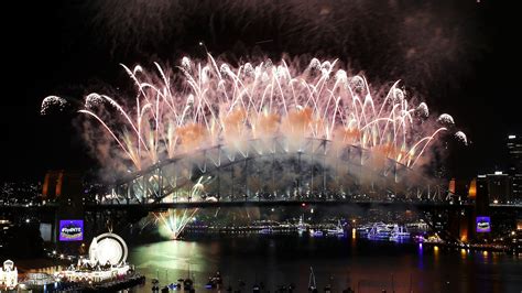 Sydney welcomes New Year | Scoop News | Sky News