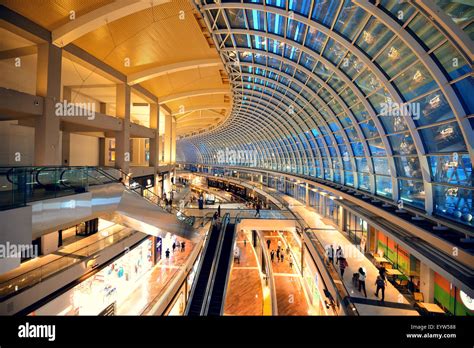 SINGAPORE - APR 5: Marina Bay Sands hotel interior on April 5, 2014 Stock Photo: 85990136 - Alamy