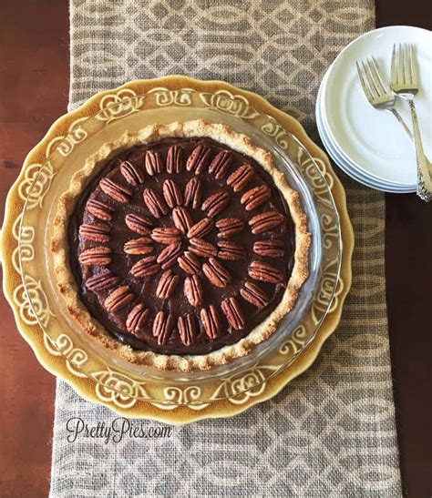 Chocolate Turtle Pie, vegan, healthy, gluten free, Paleo | Pretty Pies