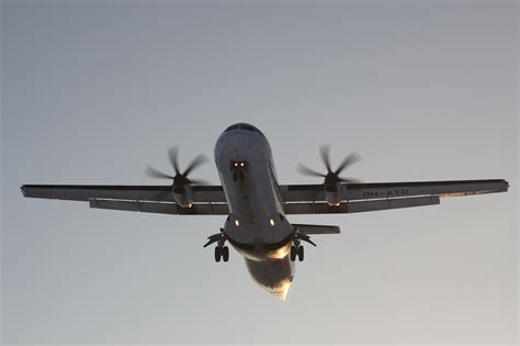 Norra atr-72 landing at Kokkola airport : r/aviation