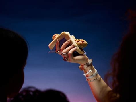 Melbourne Food and Wine Festival is Back With a Celebrity Sausage | Man ...