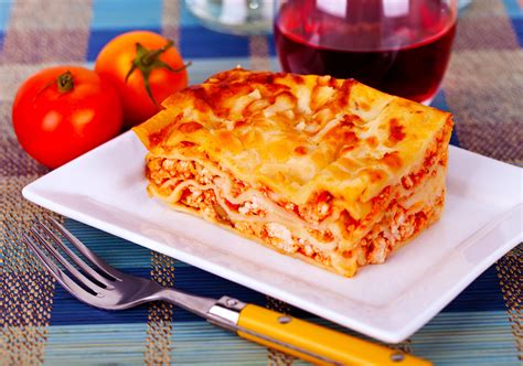 No-Hassle Recipe: One Skillet Three Cheese Lasagna - 12 Tomatoes